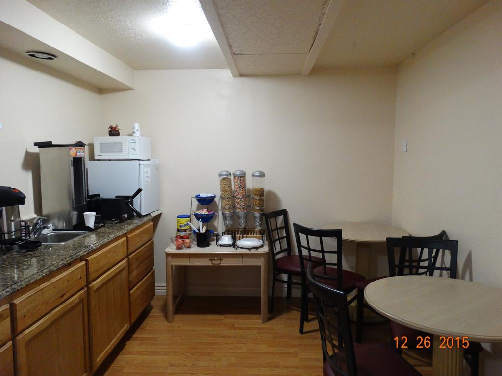 Budget Motel Delta Exterior photo